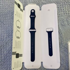 Apple SE watch used.